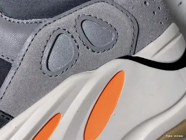 hype v2 'Magnet' Yeezy FV9922 700 Boost Adidas 0325